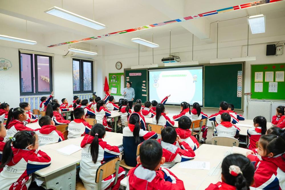 f056db52fc33dd2ccddc1147fc5c65c1